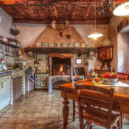 B&B Dove Comincia La Bella Italia Beura Exterior foto